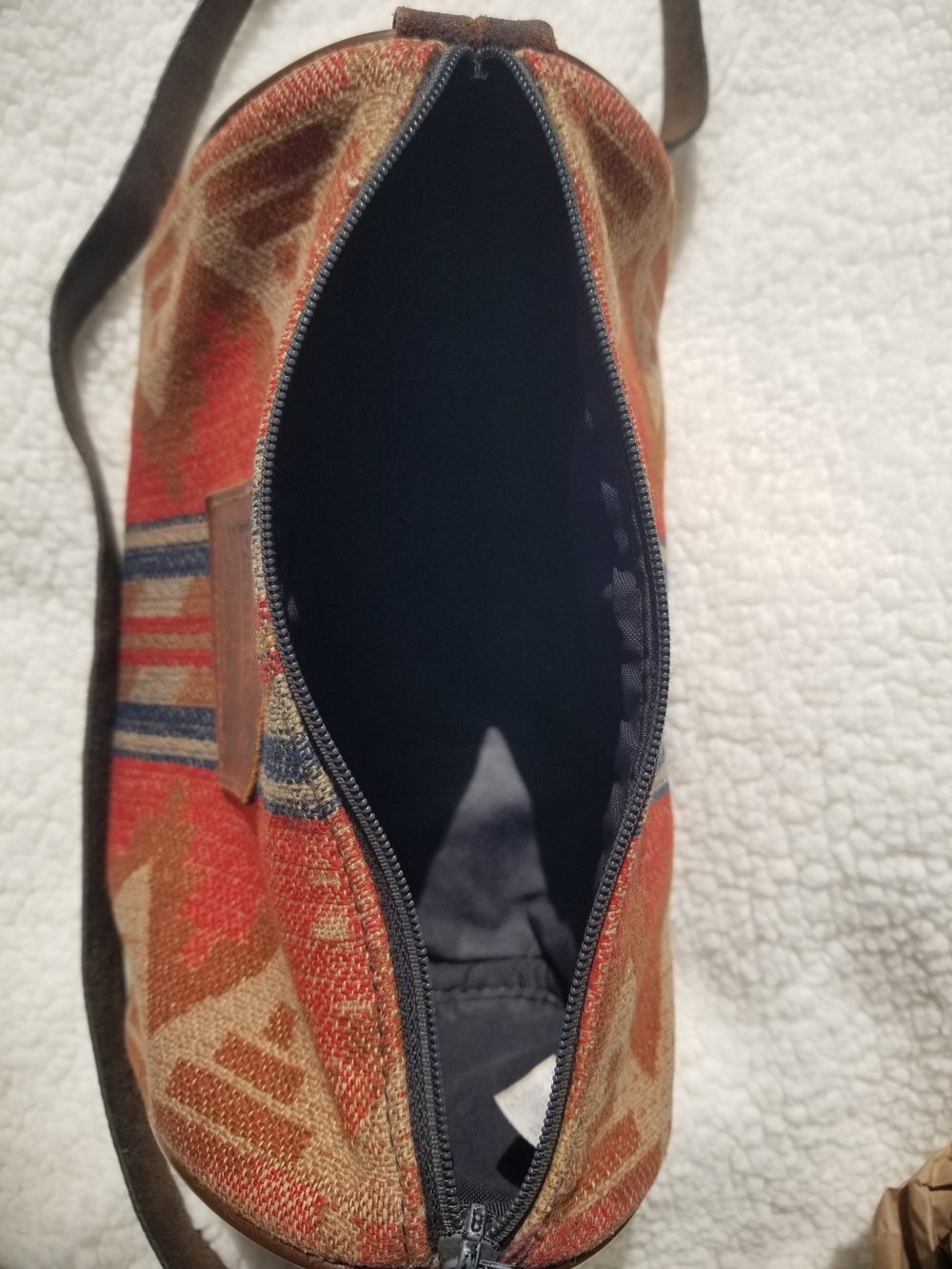 Pendleton Red, Tan & Blue Southwestern Woven Crossbody - Picture 3 of 5